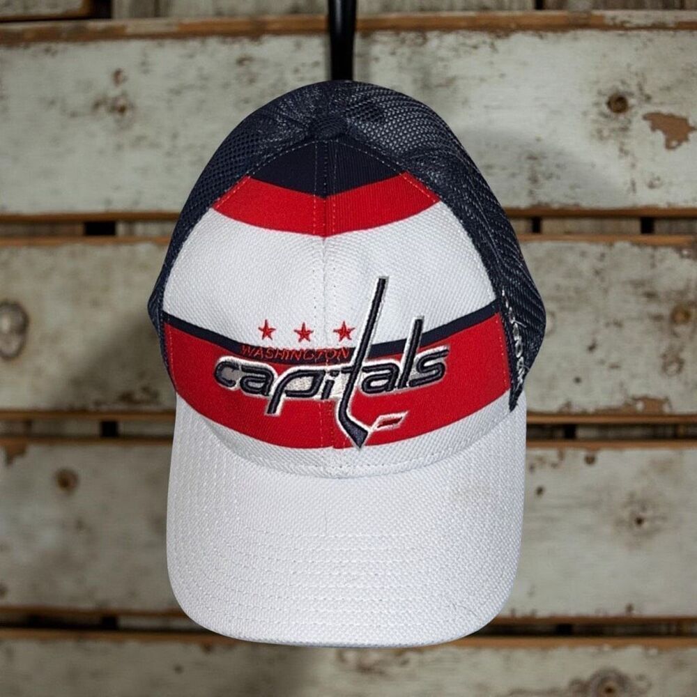 Reebok NHL Washington Capitols Trucker Snapback Hat